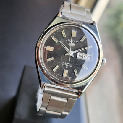 Vintage 1978 Original Seiko 5 Automatic 6319-8050 Black Face 17 Jewels Day-Date Japanese Men's Wrist Watch SK21