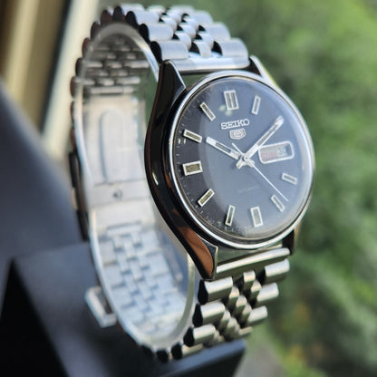 Vintage 1980 Original Seiko 5 Automatic 6309-8600 Black Face 17 Jewels Day-Date Japanese Men's Wrist Watch SK27