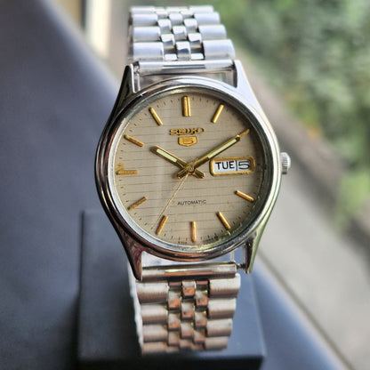 Vintage 1984 Original Seiko 5 Automatic 6309-8920 Grey Face 17 Jewels Day-Date Japanese Men's Wrist Watch SK29