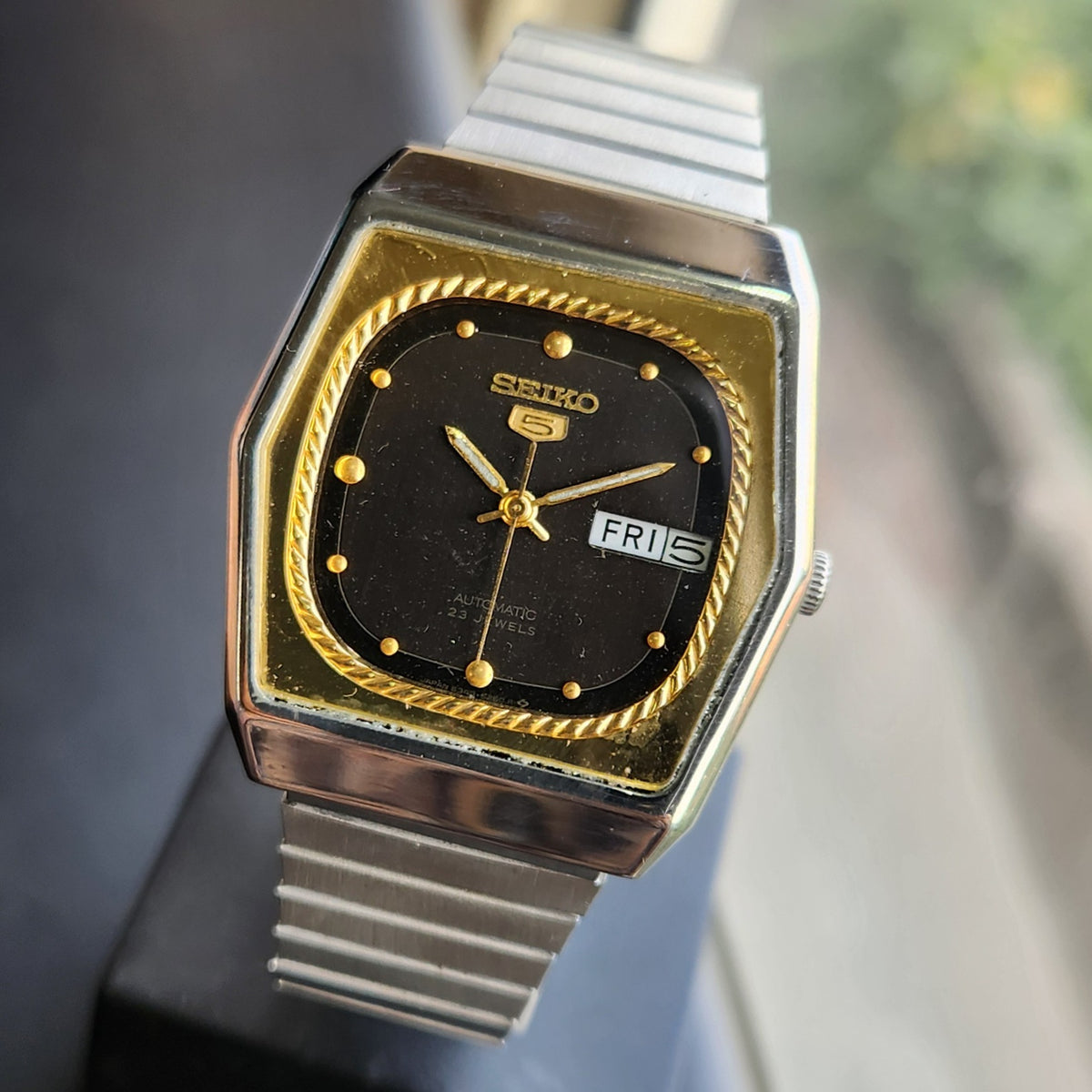 Vintage 1983 Original Seiko 5 Automatic 6309-8820 Black Face 17 Jewels Day-Date Japanese Men's Wrist Watch SK30