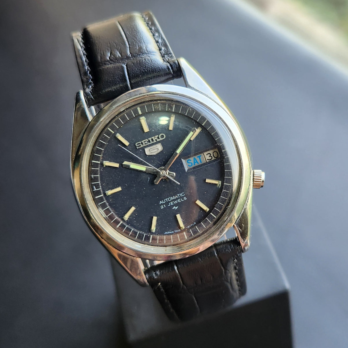 Vintage 1978 Original Seiko 5 Automatic 7009-876A Black Face 17 Jewels Day-Date Japanese Men's Wrist Watch SK31