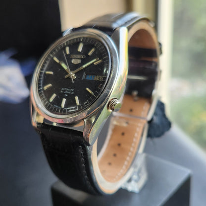 Vintage 1978 Original Seiko 5 Automatic 7009-876A Black Face 17 Jewels Day-Date Japanese Men's Wrist Watch SK31