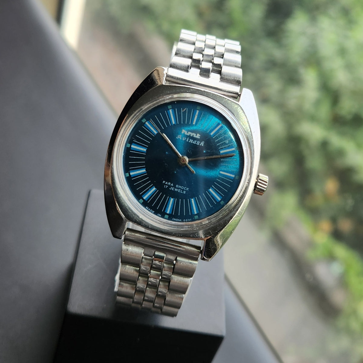 Vintage Original HMT Avinash Hand Winding 17 Jewels Blue Face Men's Wrist Watch HM173