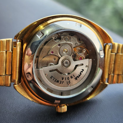 Vintage Mod HMT Kanchan Automatic 21 Jewels Glass back Gold Face Day-Date Men's Wrist Watch HK02