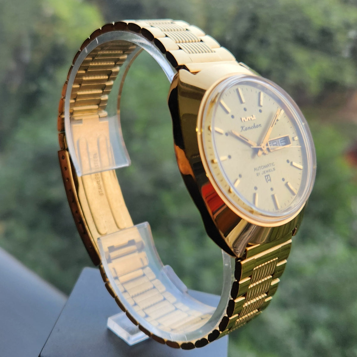 Vintage Mod HMT Kanchan Automatic 21 Jewels Glass back Gold Face Day-Date Men's Wrist Watch HK03