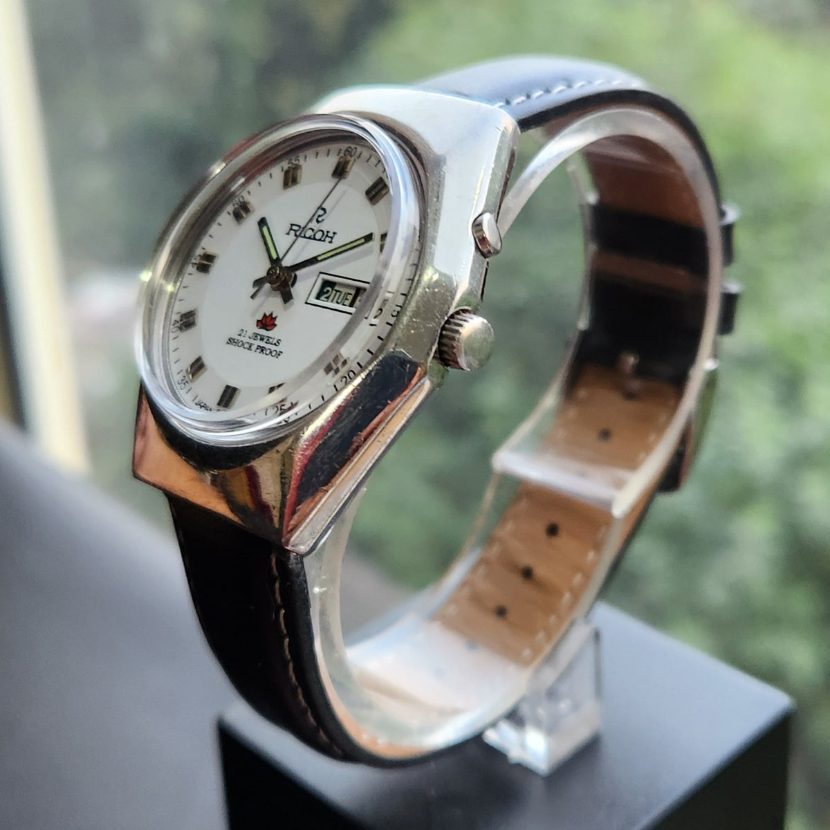Vintage Ricoh R31 Automatic White Face New Strap 21 Jewels Day-Date Men's Wrist Watch R118