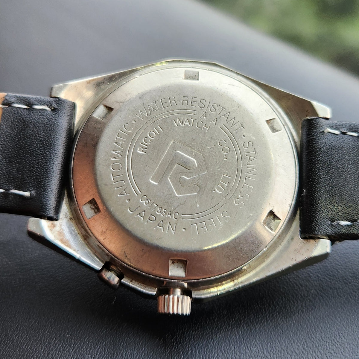 Vintage Ricoh R31 Automatic White Face New Strap 21 Jewels Day-Date Men's Wrist Watch R118