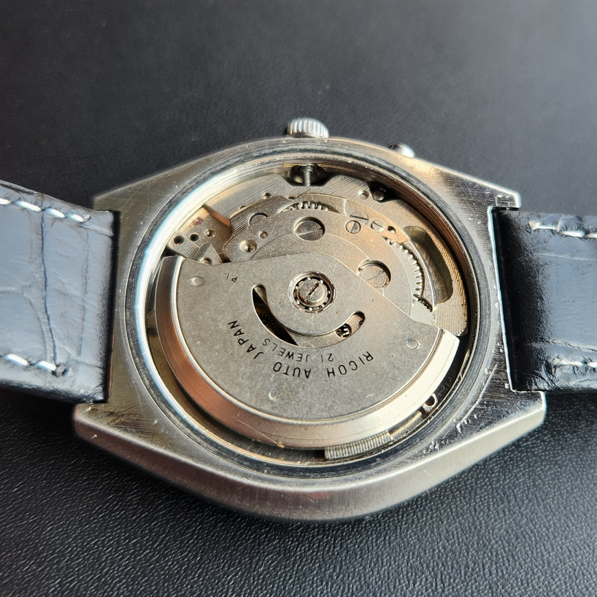 Vintage Ricoh R31 Automatic Black Face New Strap 21 Jewels Day-Date Men's Wrist Watch R119