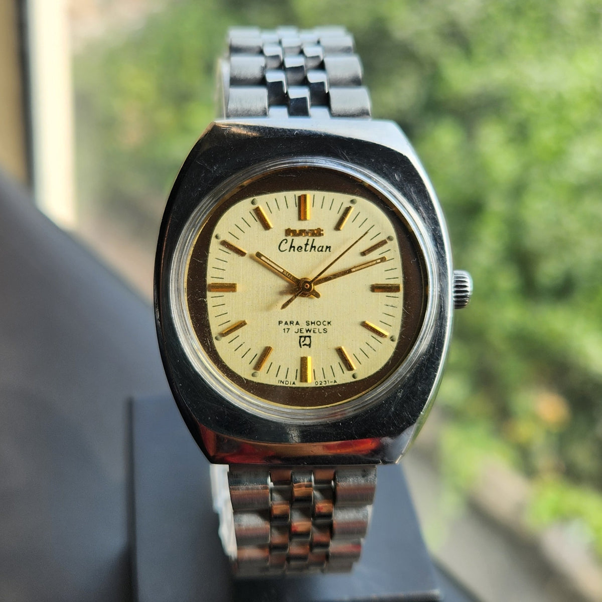 Vintage Original HMT Chethan Hand Winding 17 Jewels Gold Face Men's Wrist Watch HM178