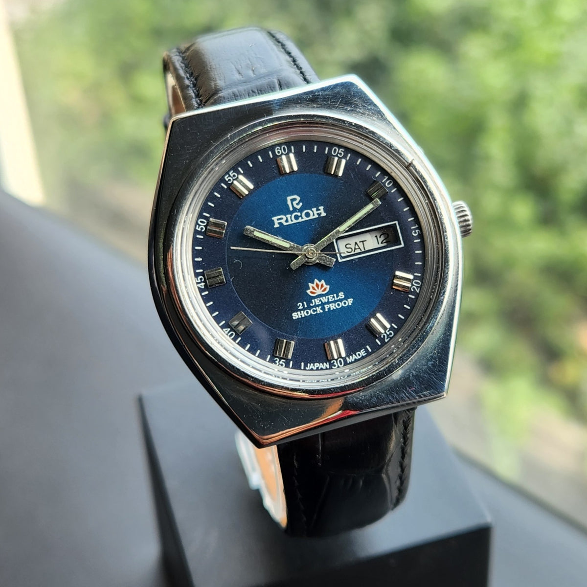 Vintage Ricoh R31 Automatic Blue Face New Strap 21 Jewels Day-Date Men's Wrist Watch R122