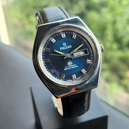 Vintage Ricoh R31 Automatic Blue Face New Strap 21 Jewels Day-Date Men's Wrist Watch R122