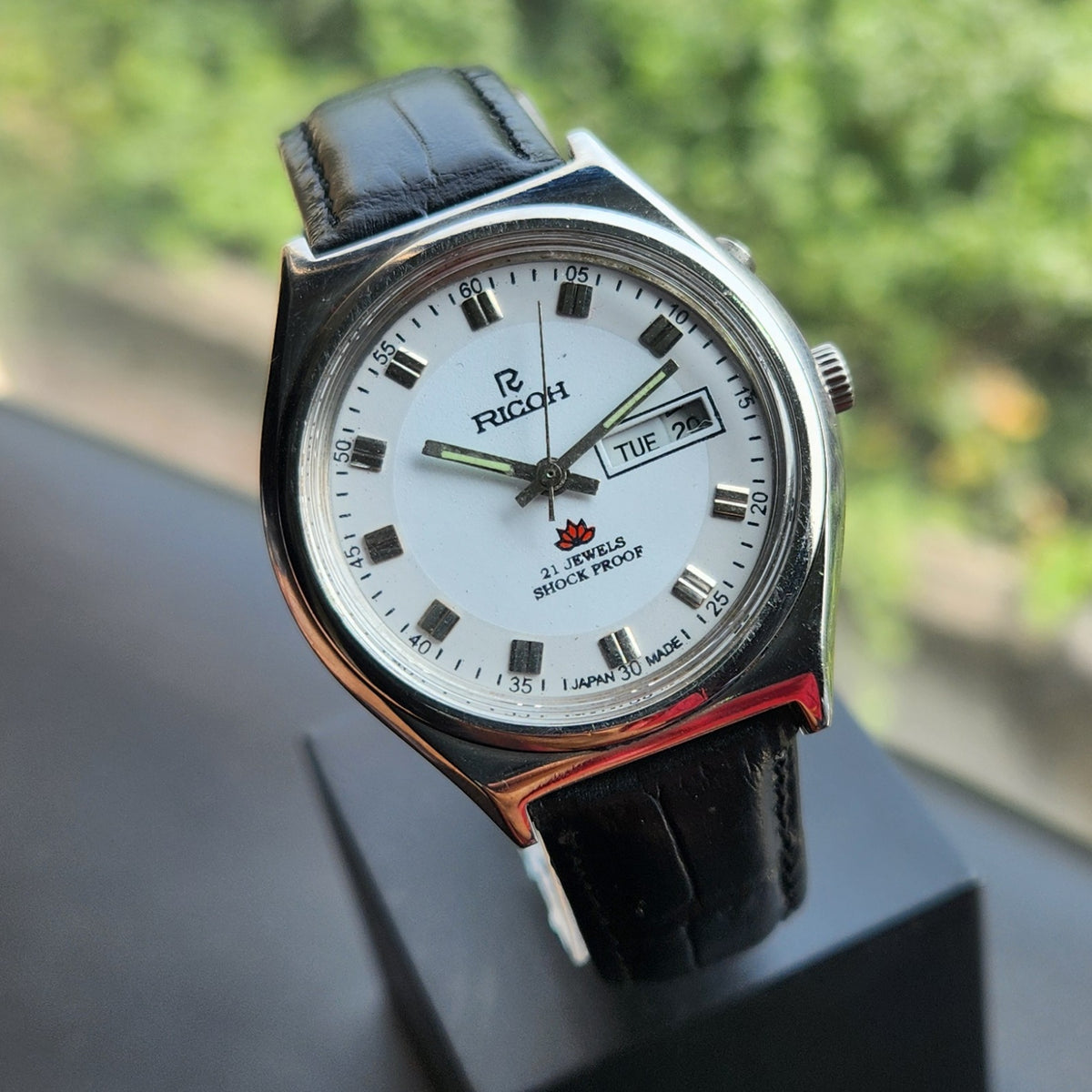 Vintage Ricoh R31 Automatic White Face New Strap 21 Jewels Day-Date Men's Wrist Watch R123