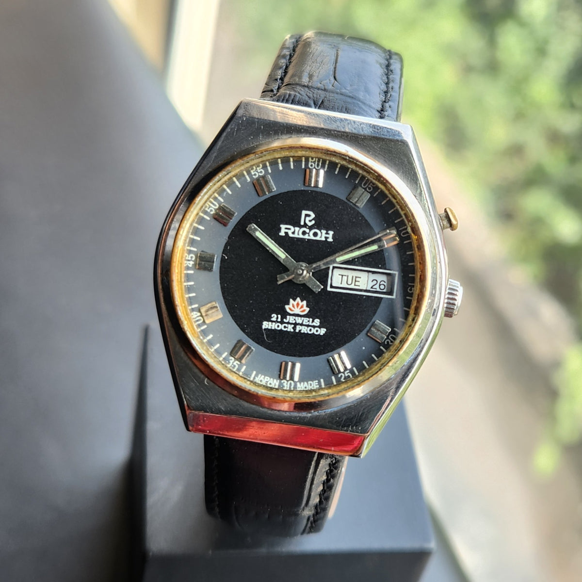 Vintage Ricoh R31 Automatic Black Face New Strap 21 Jewels Day-Date Men's Wrist Watch R126