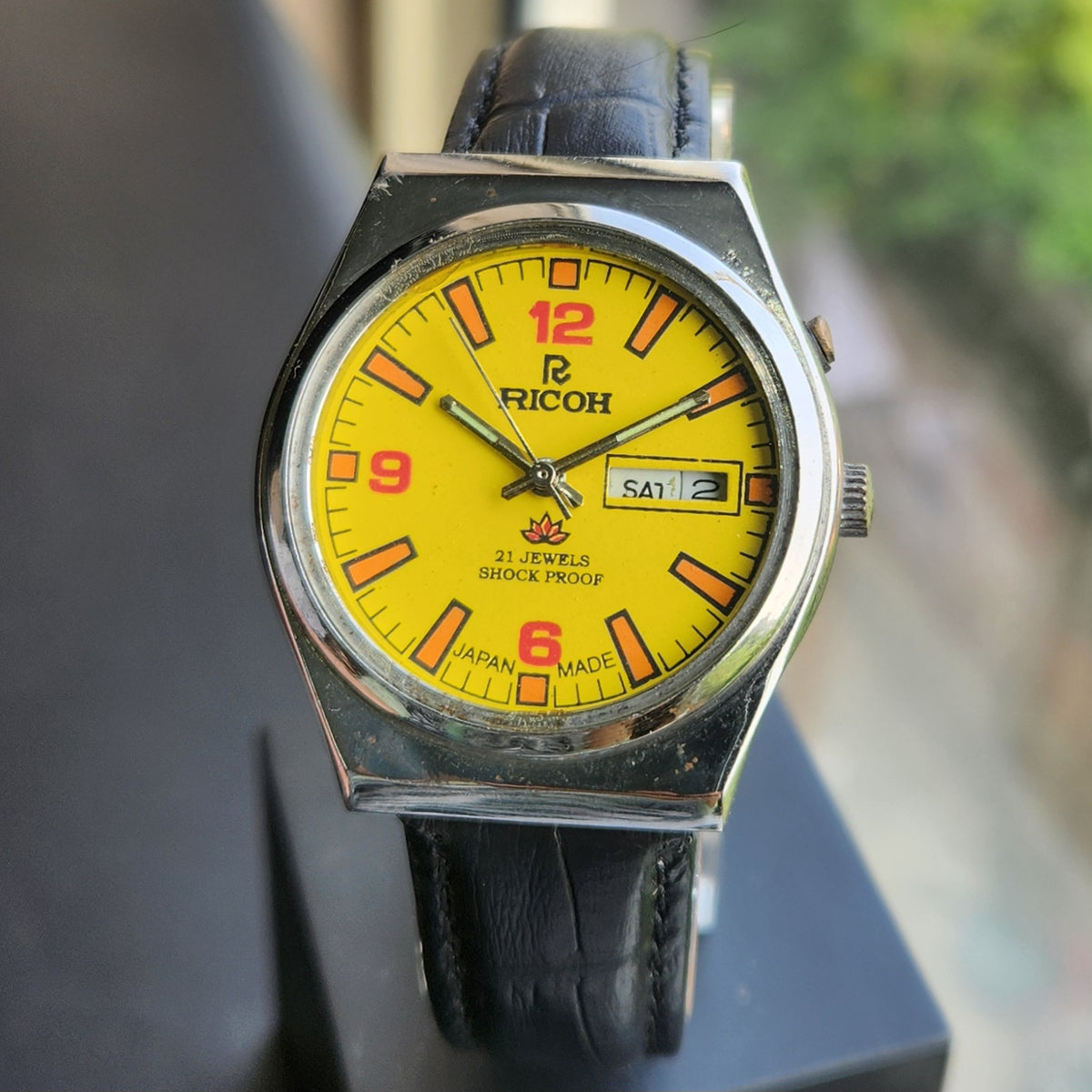 Vintage Ricoh R31 Automatic Yellow Face New Strap 21 Jewels Day-Date Men's Wrist Watch R127