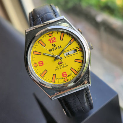 Vintage Ricoh R31 Automatic Yellow Face New Strap 21 Jewels Day-Date Men's Wrist Watch R127