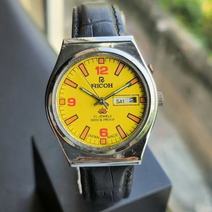 Vintage Ricoh R31 Automatic Yellow Face New Strap 21 Jewels Day-Date Men's Wrist Watch R127