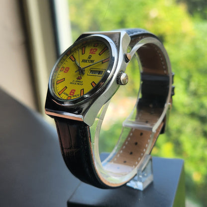 Vintage Ricoh R31 Automatic Yellow Face New Strap 21 Jewels Day-Date Men's Wrist Watch R127