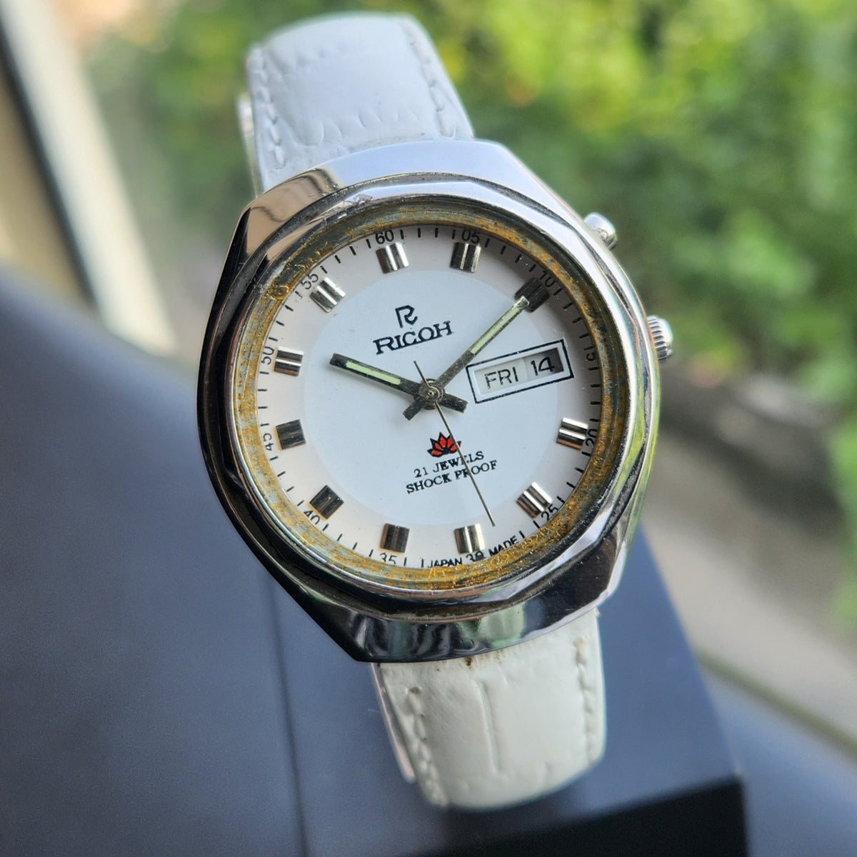 Vintage Ricoh R31 Automatic White Face New Strap 21 Jewels Day-Date Men's Wrist Watch R130