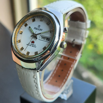 Vintage Ricoh R31 Automatic White Face New Strap 21 Jewels Day-Date Men's Wrist Watch R130