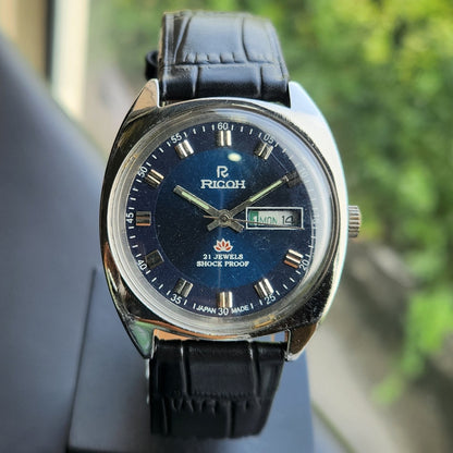 Vintage Ricoh R31 Automatic Blue Face New Strap 21 Jewels Day-Date Men's Wrist Watch R131