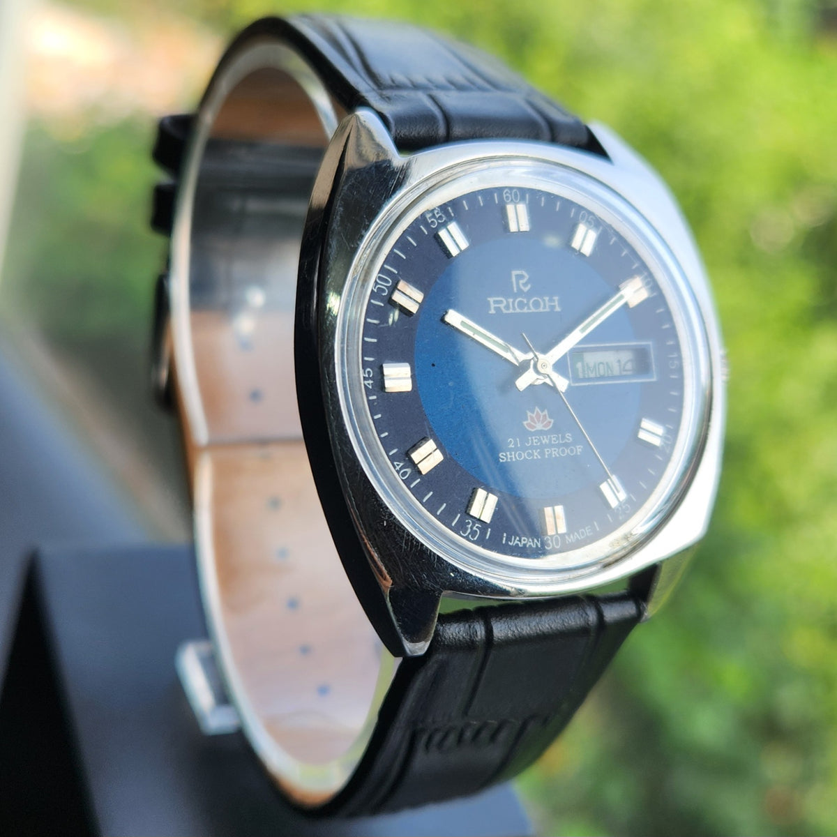 Vintage Ricoh R31 Automatic Blue Face New Strap 21 Jewels Day-Date Men's Wrist Watch R131