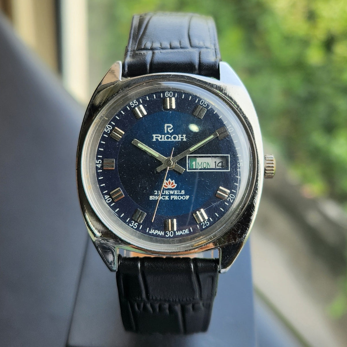 Vintage Ricoh R31 Automatic Blue Face New Strap 21 Jewels Day-Date Men's Wrist Watch R131