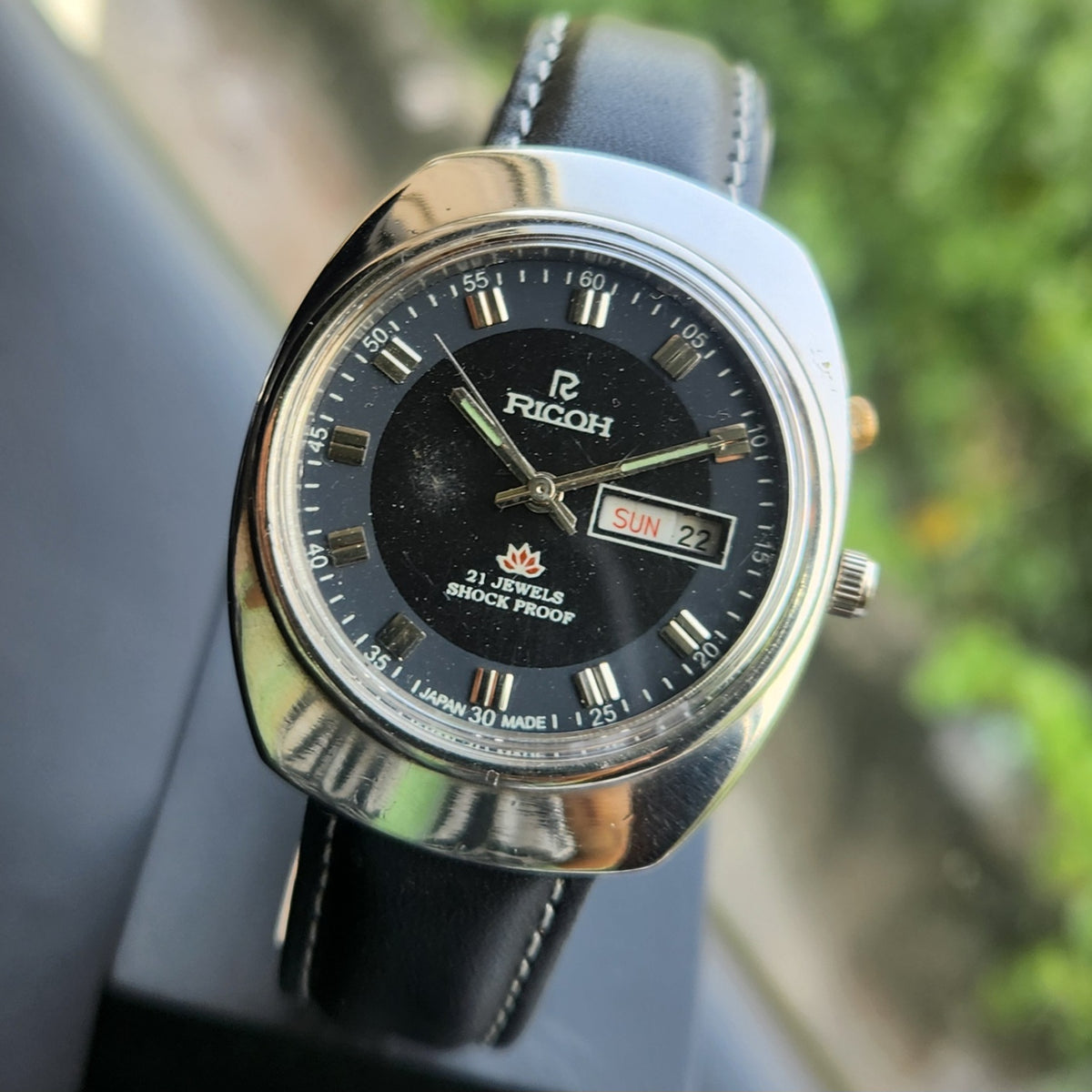 Vintage Ricoh R31 Automatic Black Face New Strap 21 Jewels Day-Date Men's Wrist Watch R132