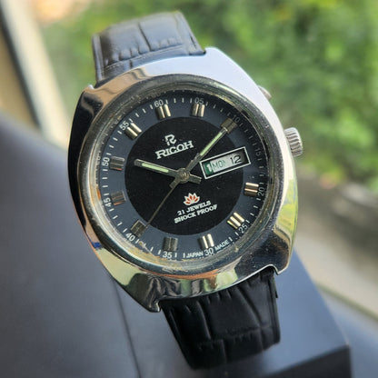 Vintage Ricoh R31 Automatic Black Face New Strap 21 Jewels Day-Date Men's Wrist Watch R134
