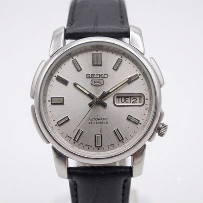Vintage 1979 Original Seiko 5 Automatic 7009-876J Silver Face 21 Jewels Day-Date Japanese Men's Wrist Watch S168