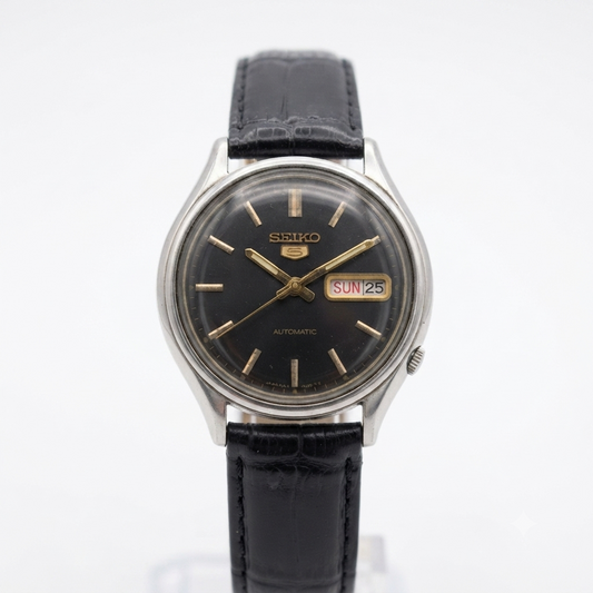 Vintage 1980 Original Seiko 5 Automatic 6319-8130 black face 21 Jewels Day-Date Japanese Men's Wrist Watch OG65