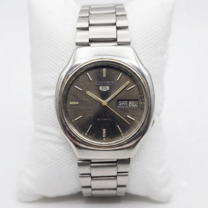 Vintage 1979 Original Seiko 5 Automatic 7009-5170 Black Face 17 Jewels Day-Date Japanese Men's Wrist Watch VS14
