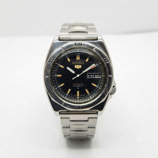 Vintage 1979 Original Seiko 5 Sports Automatic 7009-8570 Black Face Day-Date Japanese Men's Wrist Watch OG312
