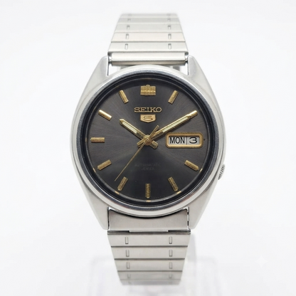 Vintage 1980 Original Seiko 5 Automatic 7009-8740 Black face 17 Jewels Day-Date Japanese Men's Wrist Watch OG139