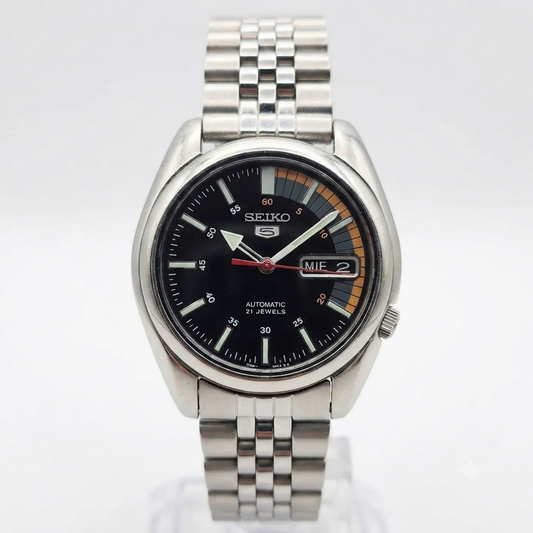 Vintage 1996 Original Seiko 5 Automatic 7S26 Black Face 21 Jewels Day-Date Japanese Men's Wrist Watch OG309