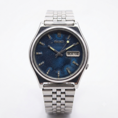 Vintage 1980 Original Seiko 5 Automatic 7009-3171 Blue Face 17 Jewels Day-Date Japanese Men's Wrist Watch SK08