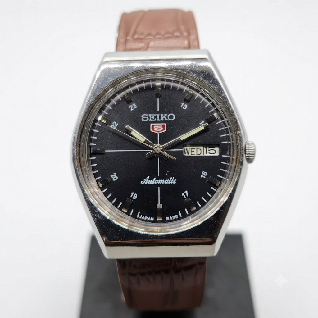 Vintage 1980 Original Seiko 5 Automatic 6309 Repainted Black Face 17 Jewels Day-Date Japanese Men's Wrist Watch VS32