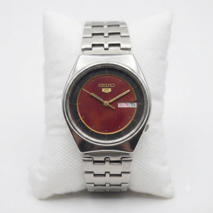 Vintage 1983 Original Seiko 5 Automatic 6309-8910 Red Face 17 Jewels Day-Date Japanese Men's Wrist Watch VS09