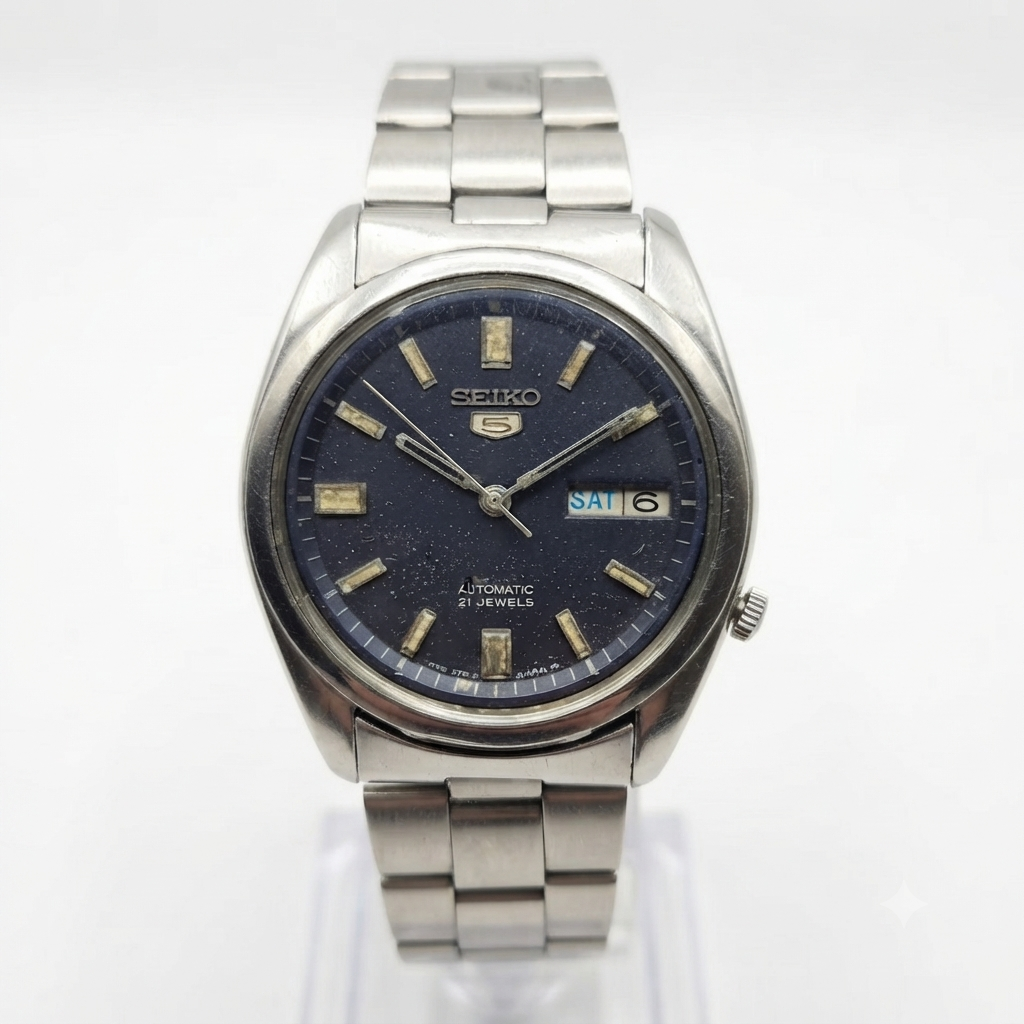 Vintage 1979 Original Seiko 5 Automatic 7009-8180 Blue Face 17 Jewels Day-Date Japanese Men's Wrist Watch SA69