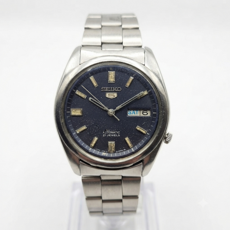 Vintage 1979 Original Seiko 5 Automatic 7009-8180 Blue Face 17 Jewels Day-Date Japanese Men's Wrist Watch SA69