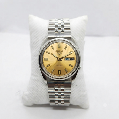 Vintage 1985 Original Seiko 5 Automatic 7009-821J Gold Face 17 Jewels Day-Date Japanese Men's Wrist Watch SA43