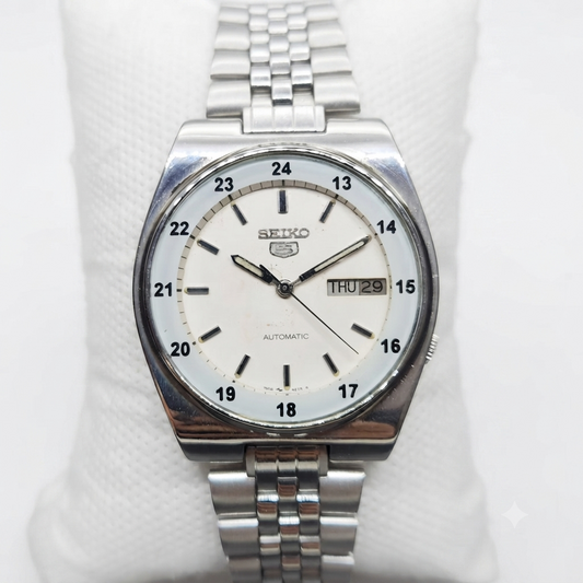 Vintage 1981 Original Seiko 5 Automatic 7009-316A White Face 17 Jewels Day-Date Japanese Men's Wrist Watch VS03
