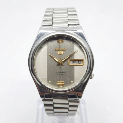 Vintage 1985 Original Seiko 5 Automatic 7009-3171 Grey Face 17 Jewels Day-Date Japanese Men's Wrist Watch SA70