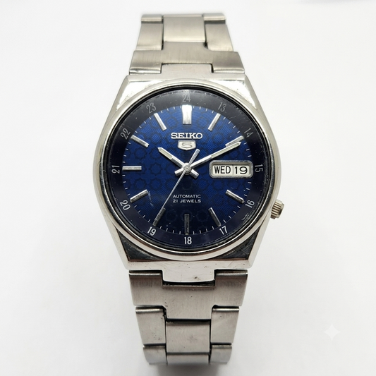 Vintage 1980 Original Seiko 5 Automatic 7S26 Blue face 21 Jewels Day-Date Japanese Men's Wrist Watch OG209