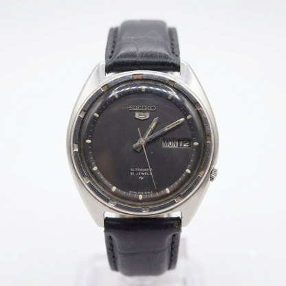 Vintage 1977 Original Seiko 5 Automatic 7019-8080 Black Face 21 Jewels Day-Date Japanese Men's Wrist Watch OG35