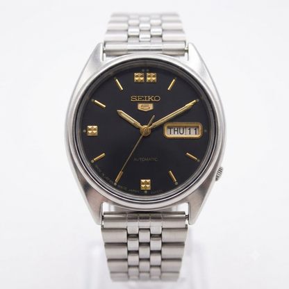 Vintage 1985 Original Seiko 5 Automatic 6309-5230 Black Face 17 Jewels Day-Date Japanese Men's Wrist Watch SK14