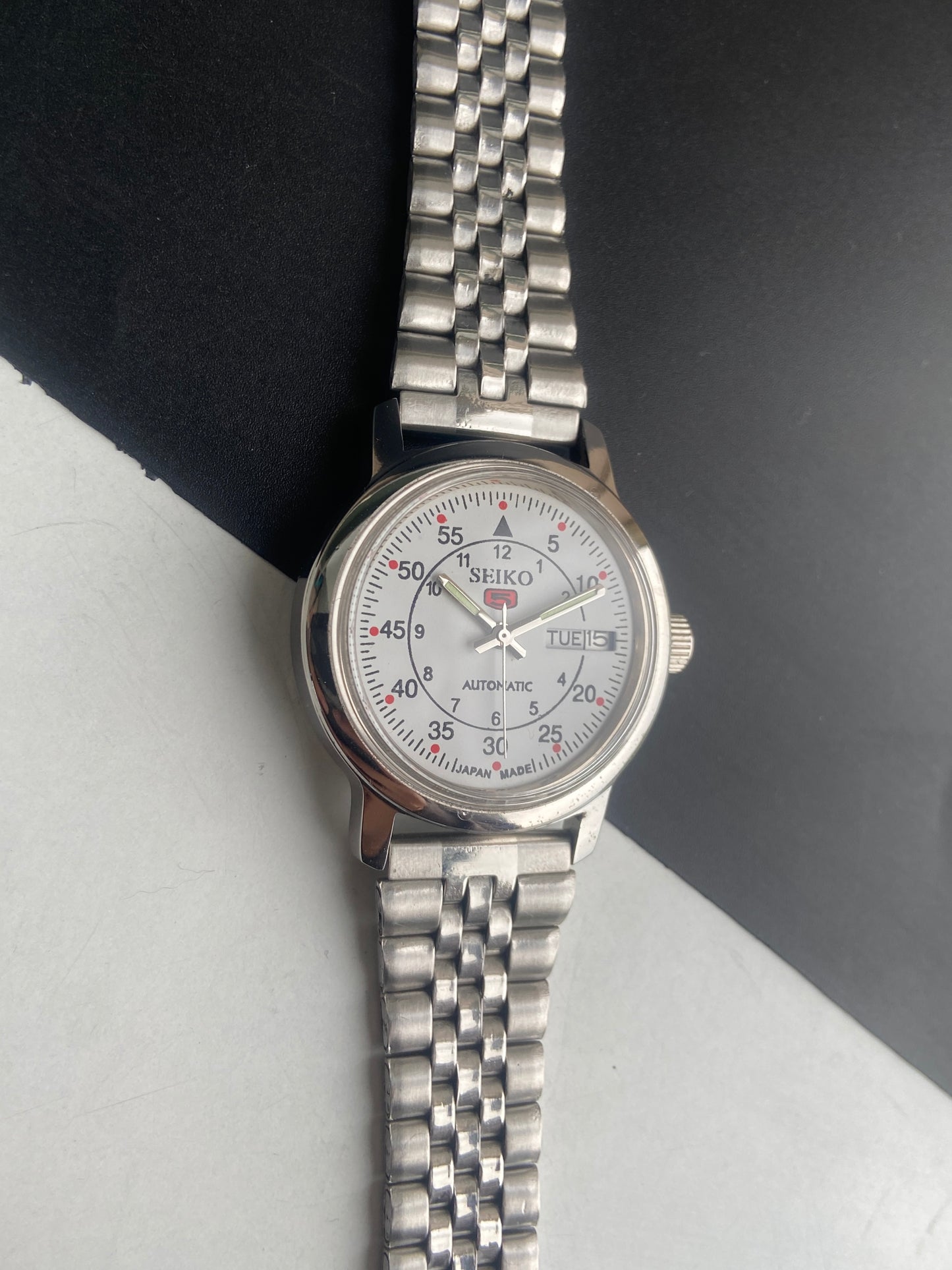 Vintage Mod Seiko 5 Automatic 6309A 17 Jewels Japan Men's Day-Date White Face Wrist Watch E47