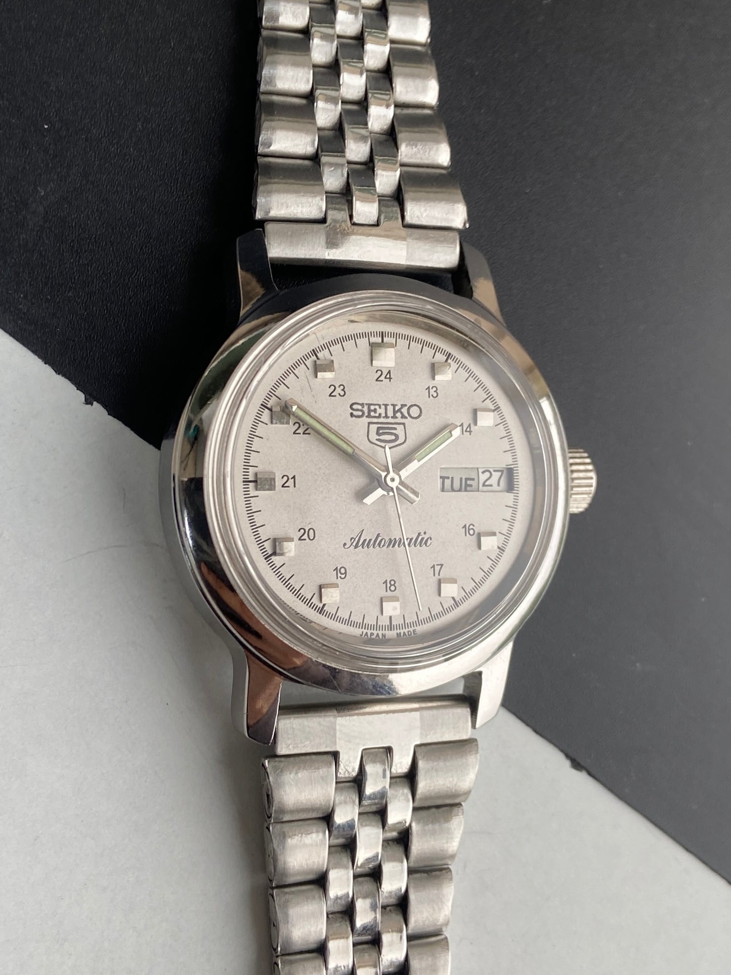 Vintage Mod Seiko 5 Automatic 6309A 17 Jewels Japan Men's Day-Date White Face Wrist Watch E48