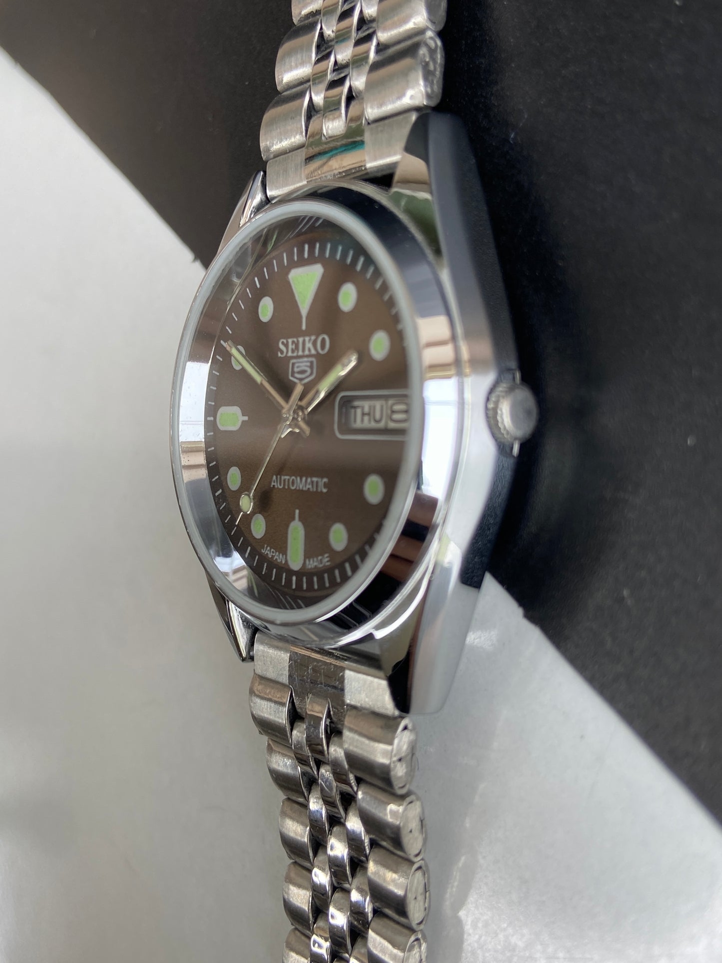 Vintage Mod Seiko 5 Automatic 6309A 17 Jewels Japan Men's Day-Date Brown Face Wrist Watch E50