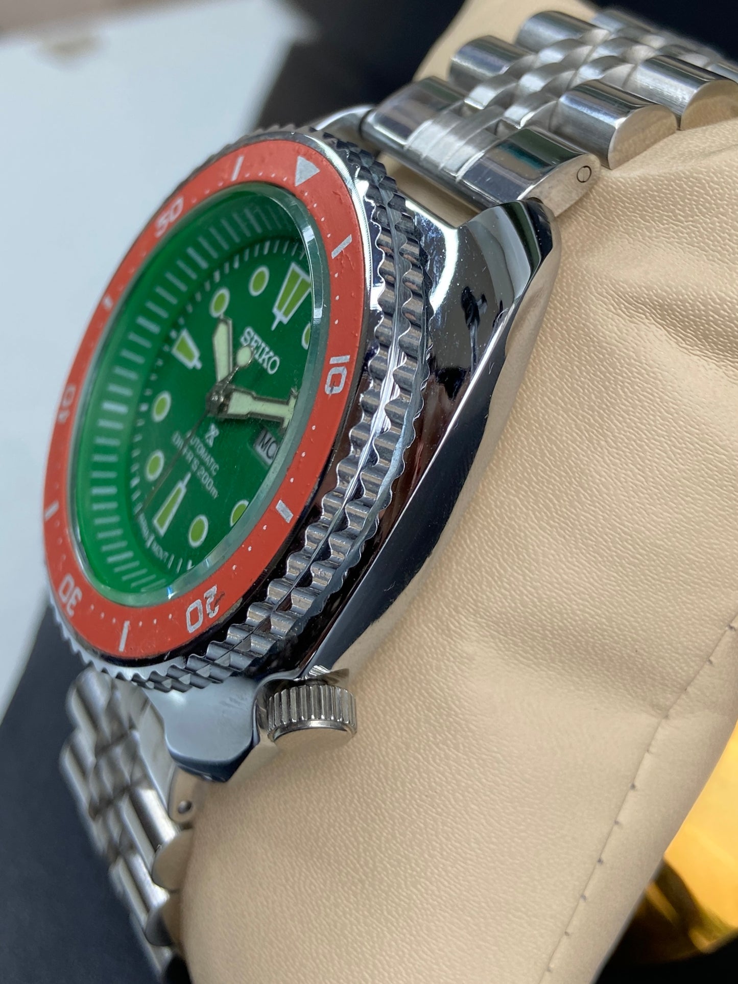 Vintage MOD Seiko Turtle Automatic Green Face Cal. 6309 Rotating Bezel Day-Date Men's Wrist Watch E74