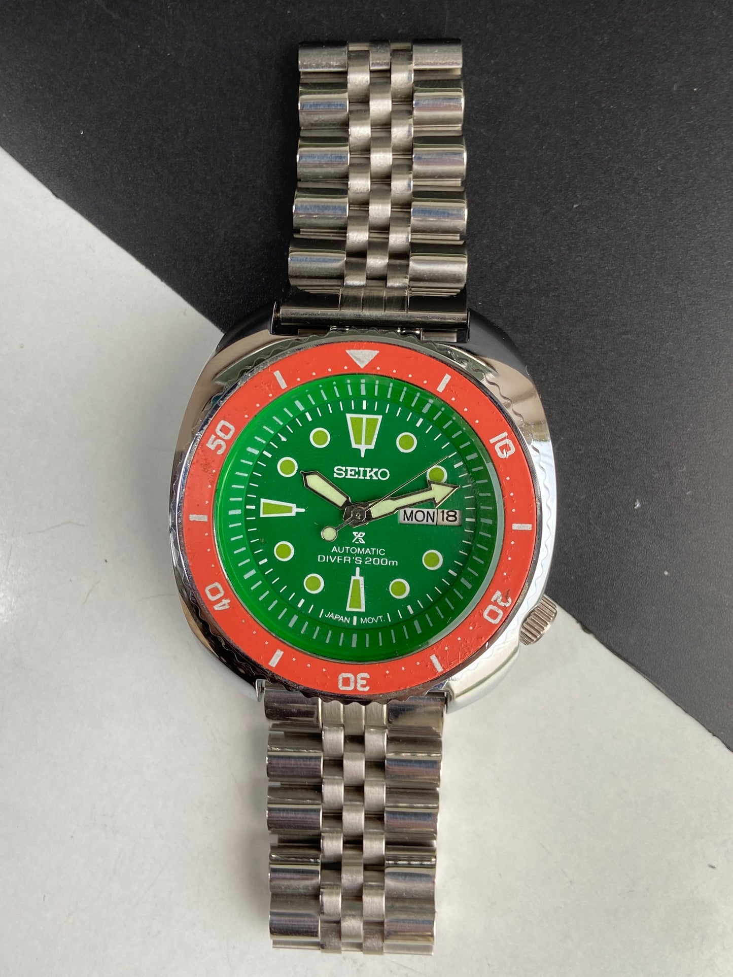 Vintage MOD Seiko Turtle Automatic Green Face Cal. 6309 Rotating Bezel Day-Date Men's Wrist Watch E74